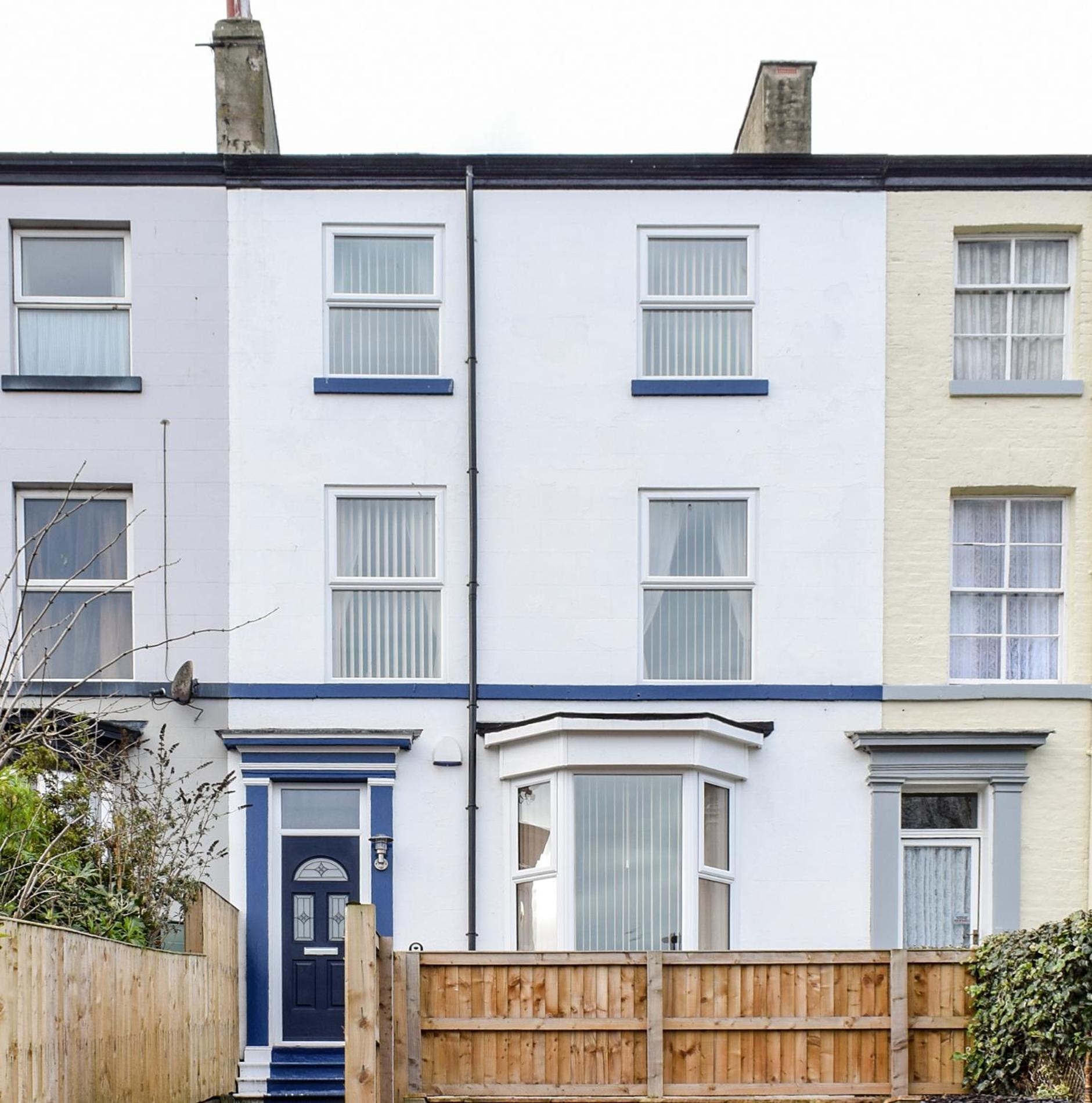 Rosemill - Large Pet Friendly Home With Off Road Parking Whitby Exterior photo